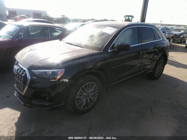 WA1AUCF30N1019395 Audi Q3 PREMIUM