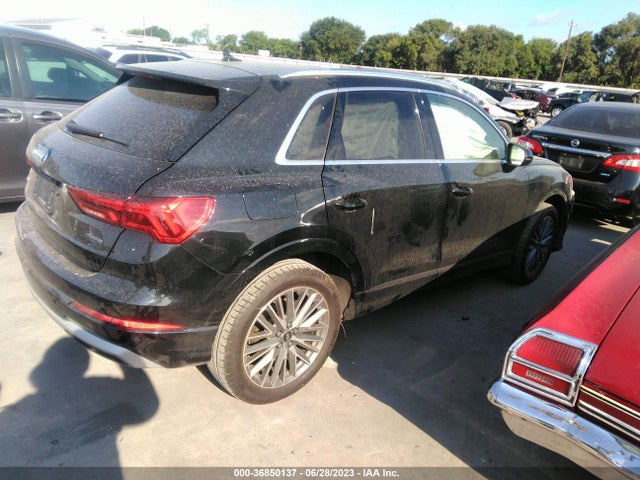 WA1AUCF30N1019395 Audi Q3 PREMIUM