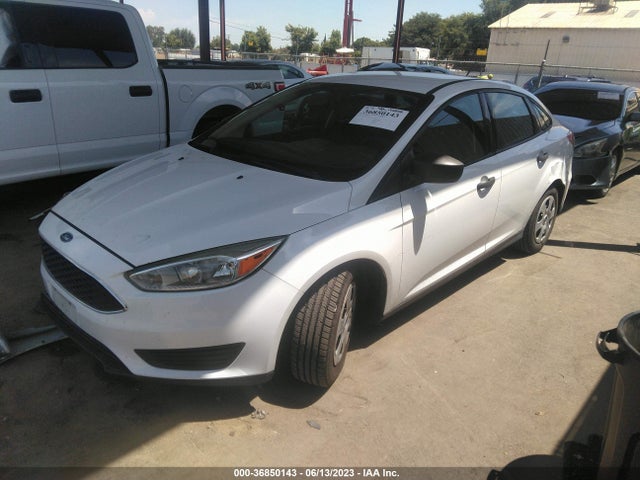 2016 FORD FOCUS S VIN: 1FADP3E2XGL262986