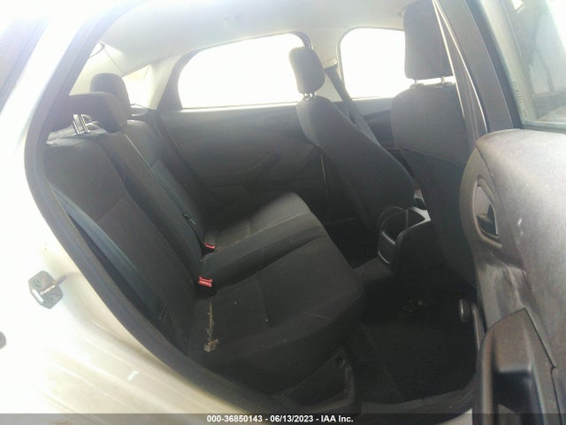 2016 FORD FOCUS S VIN: 1FADP3E2XGL262986
