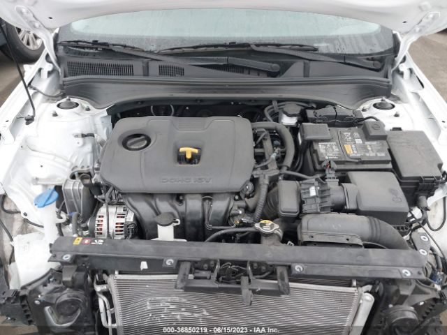 3KPF24AD5NE478202 KIA Forte Lxs