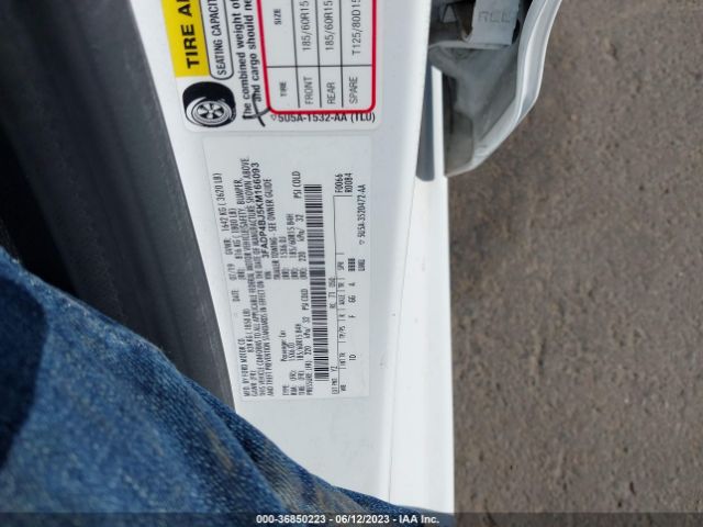 3FADP4BJ5KM166093 Ford FIESTA SE