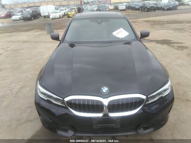 BMW 3 Series 330i 2019 аукцион фото