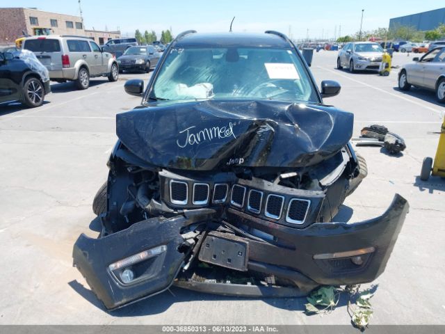 Jeep Compass Latitude W/sun/wheel Pkg 2018 3C4NJCBB5JT503403 Image 5