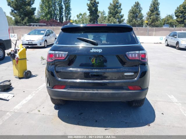 Jeep Compass Latitude W/sun/wheel Pkg 2018 3C4NJCBB5JT503403 Image 9