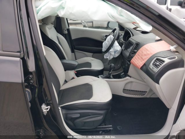 Jeep Compass Latitude W/sun/wheel Pkg 2018 3C4NJCBB5JT503403 Image 12