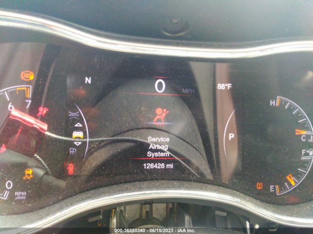 1C4RJFAG1HC905957 Jeep Grand Cherokee Altitude