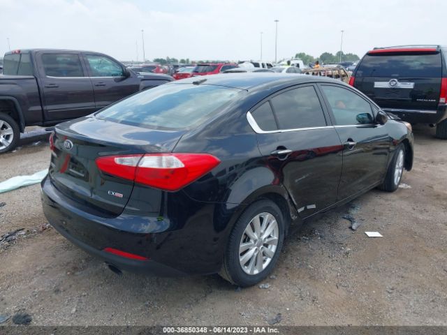 KNAFX4A8XE5073854 KIA FORTE EX
