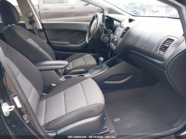 KNAFX4A8XE5073854 KIA FORTE EX