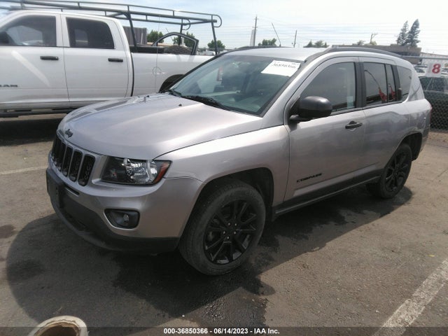 1C4NJDBB2FD427111 Jeep Compass Altitude Edition