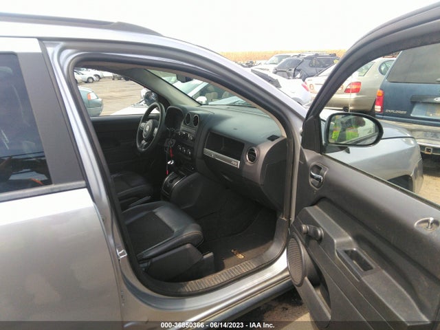 1C4NJDBB2FD427111 Jeep Compass Altitude Edition