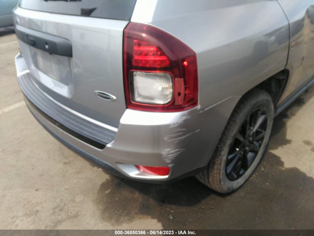1C4NJDBB2FD427111 Jeep Compass Altitude Edition