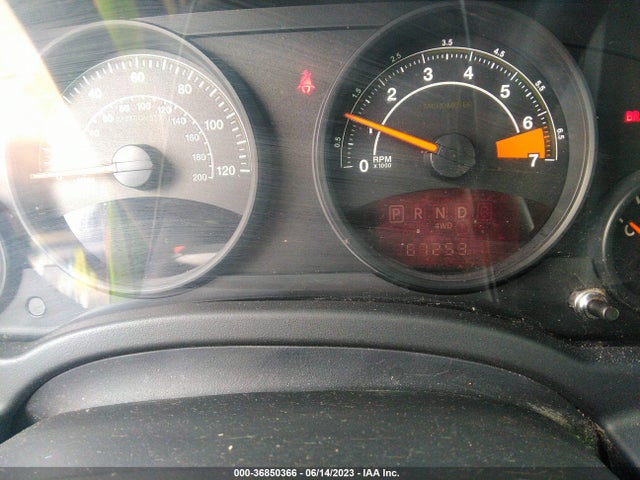1C4NJDBB2FD427111 Jeep Compass Altitude Edition
