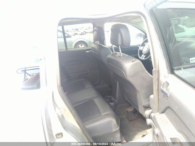 1C4NJDBB2FD427111 Jeep Compass Altitude Edition