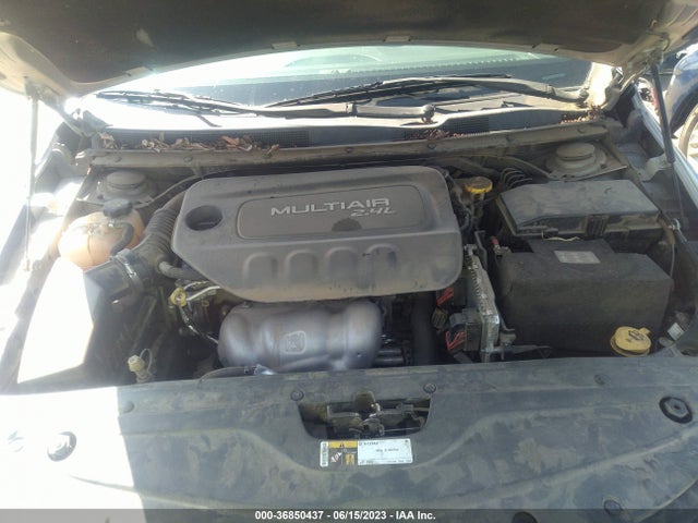 Chrysler 200 Limited 2015 1C3CCCAB2FN681803 Image 10