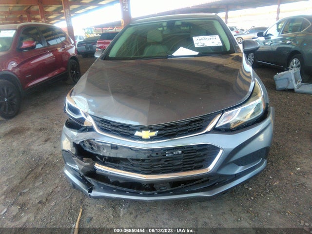 Chevrolet CRUZE LT 2018 1G1BE5SM2J7196337 Image 4