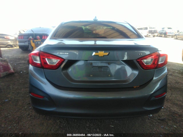 Chevrolet CRUZE LT 2018 1G1BE5SM2J7196337 Image 8