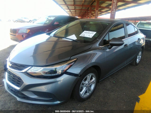 Chevrolet CRUZE LT 2018 1G1BE5SM2J7196337 Image 2