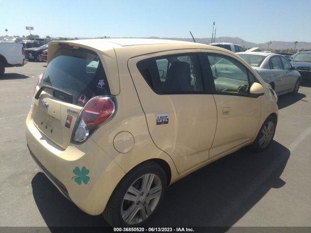 Chevrolet SPARK LS 2014 KL8CB6S93EC455123 Image 4