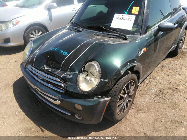 2005 MINI COOPER HARDTOP VIN: WMWRC33435TC58033