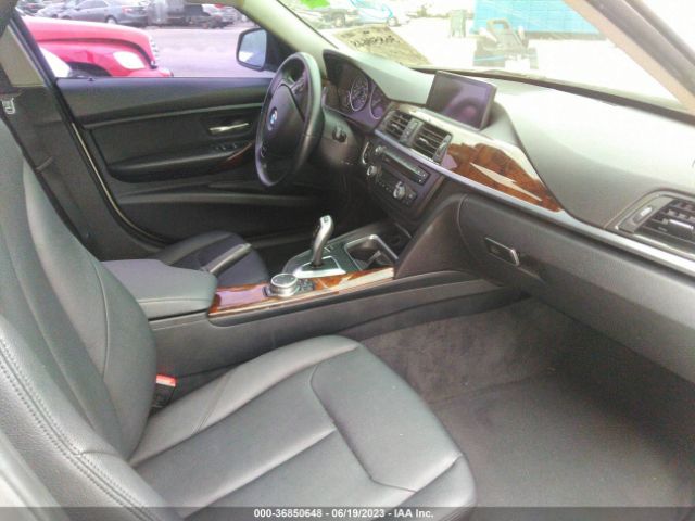 WBA3B1G52FNT05300 BMW 3 Series 320i