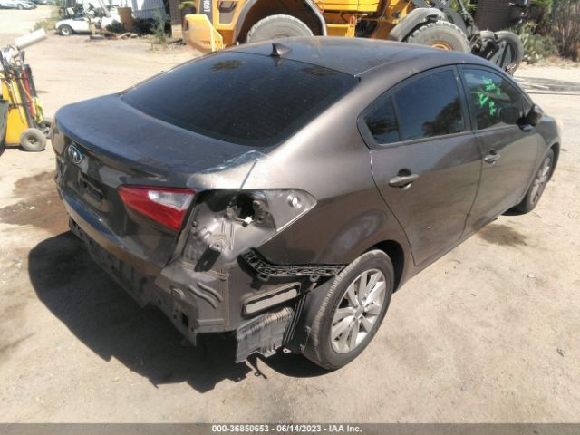 KNAFX4A65E5063439 KIA FORTE LX