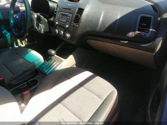 KNAFX4A65E5063439 KIA FORTE LX