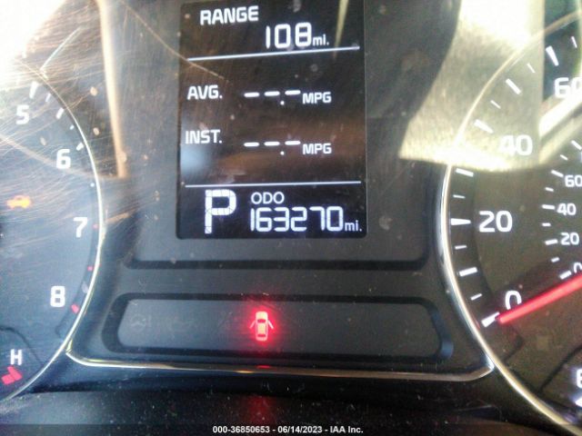 KNAFX4A65E5063439 KIA FORTE LX