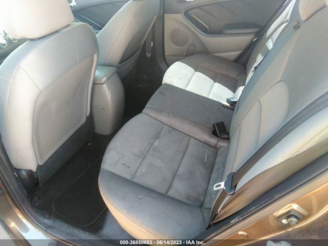 KNAFX4A65E5063439 KIA FORTE LX