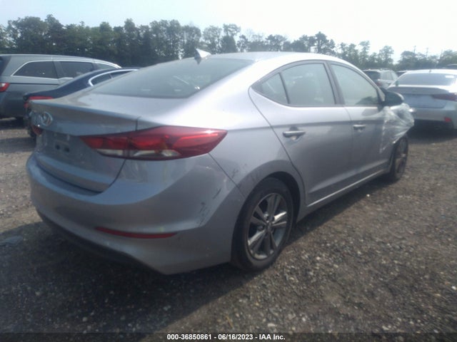 2017 HYUNDAI ELANTRA SE VIN: 5NPD84LF4HH108217