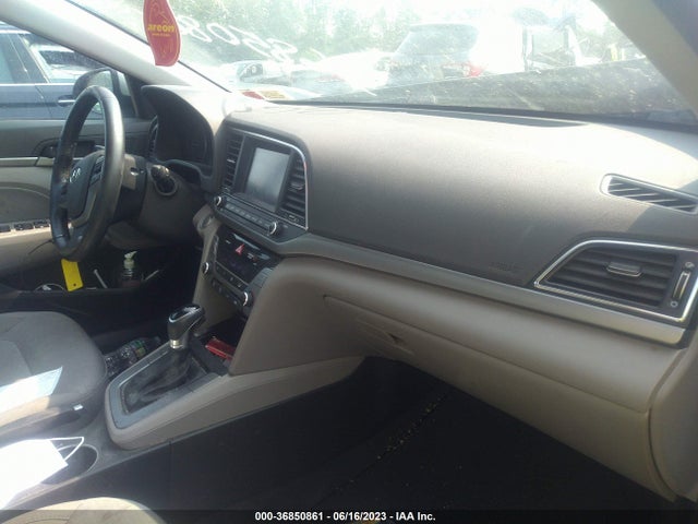 2017 HYUNDAI ELANTRA SE VIN: 5NPD84LF4HH108217