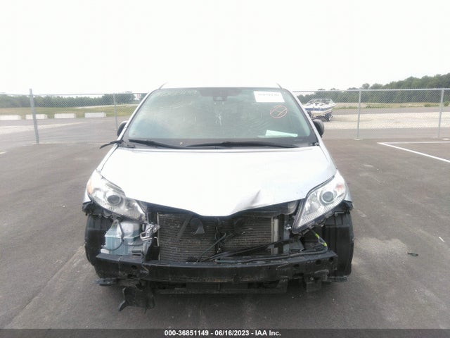 Toyota Sienna L 2019 5TDZZ3DC6KS003472 Image 13