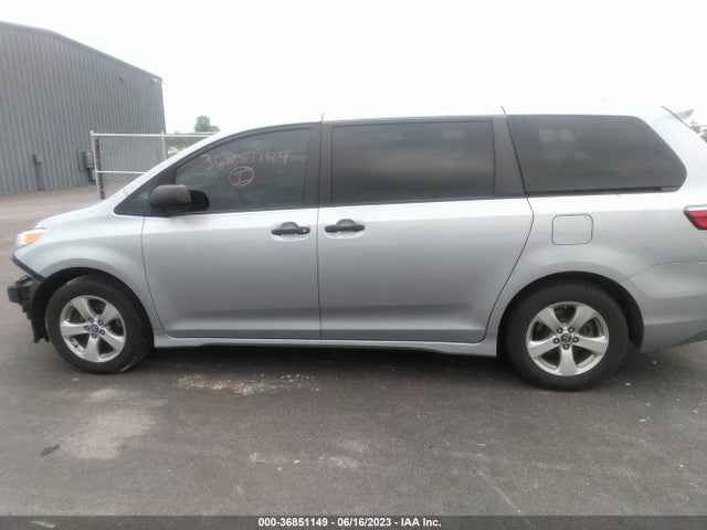 Toyota Sienna L 2019 5TDZZ3DC6KS003472 Image 15