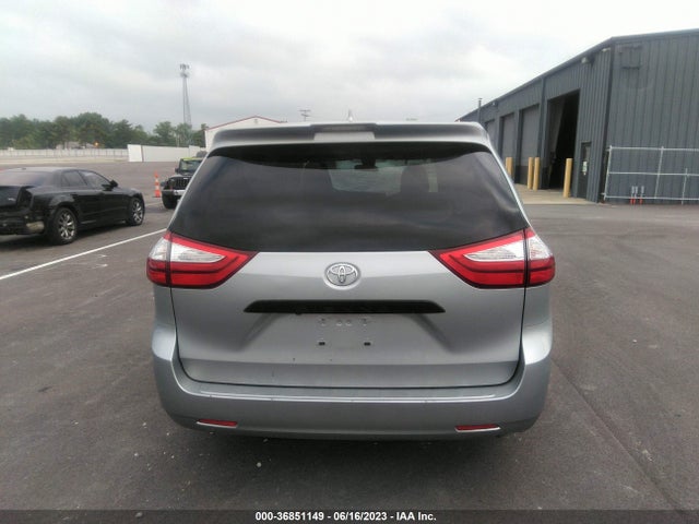 Toyota Sienna L 2019 5TDZZ3DC6KS003472 Image 17