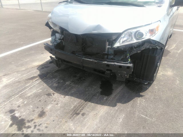 Toyota Sienna L 2019 5TDZZ3DC6KS003472 Image 6