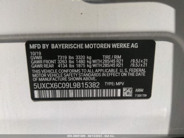 5UXCX6C09L9B15382 BMW X7 M50i