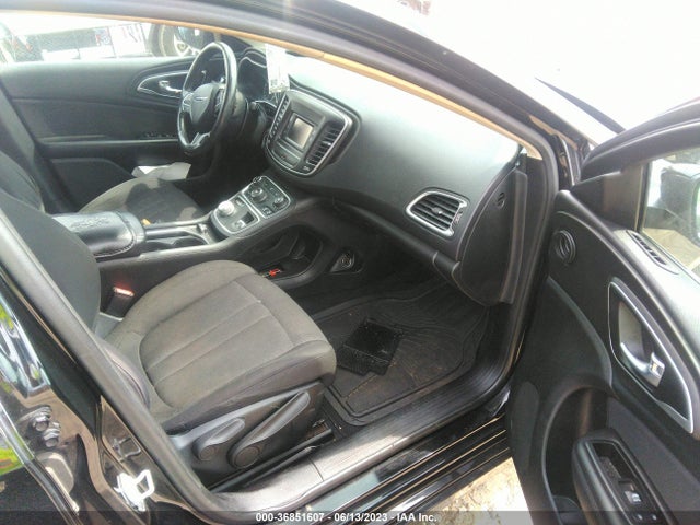 Chrysler 200 Limited 2015 1C3CCCAB6FN658282 Image 5