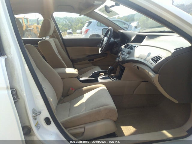2010 HONDA ACCORD SDN LX-P VIN: 1HGCP2F40AA093906