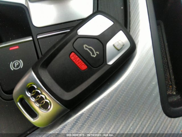 WAUTNAF50KA008763 Audi A5 Coupe Premium Plus