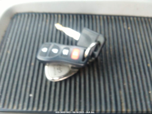 2004 NISSAN TITAN LE VIN: 1N6AA07AX4N569749