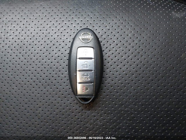 2015 Nissan Sentra Sl მანქანა იყიდება აუქციონზე, vin: 3N1AB7AP5FY307197, აუქციონის ნომერი: 36852096