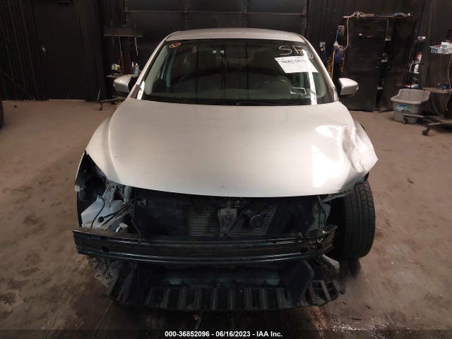 2015 Nissan Sentra Sl მანქანა იყიდება აუქციონზე, vin: 3N1AB7AP5FY307197, აუქციონის ნომერი: 36852096