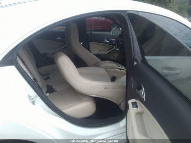 WDDSJ4EB5JN518090 Mercedes-Benz CLA 250