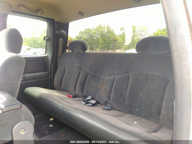 2002 CHEVROLET SILVERADO 1500 LS VIN: 1GCEK19TX2E201672