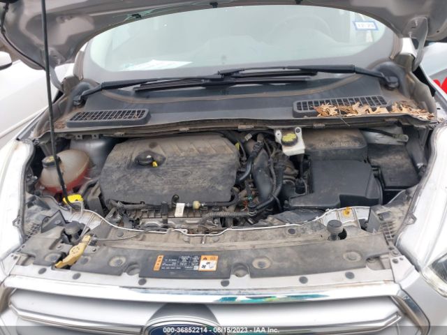 1FMCU0GD8HUC24997 Ford ESCAPE SE
