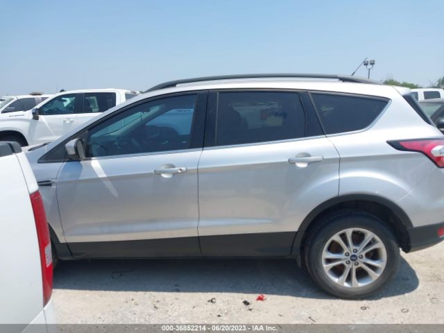 1FMCU0GD8HUC24997 Ford ESCAPE SE