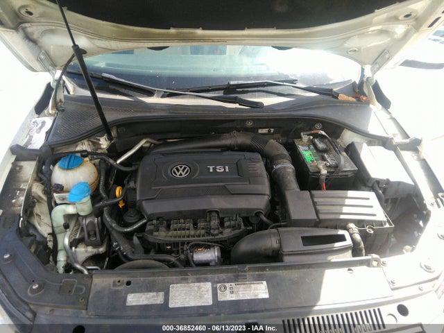 1VWBT7A33FC005148 Volkswagen Passat 1.8t Se W/sunroof & Nav