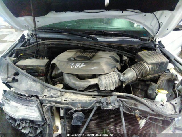 1C4RJFCG0EC145917 Jeep Grand Cherokee Overland