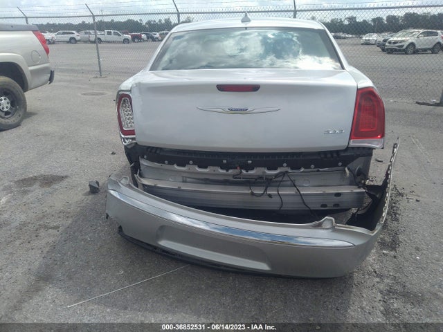 Chrysler 300 Touring 2019 2C3CCAAG3KH755460 Image 16