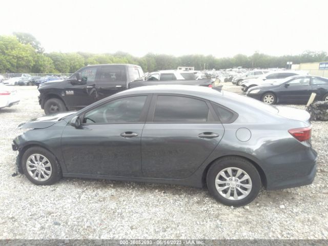 3KPF24AD1ME339957 KIA FORTE FE